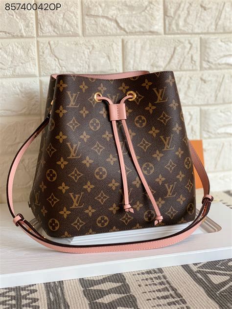 lv neonoe pink size|neonoe lv monogram bag.